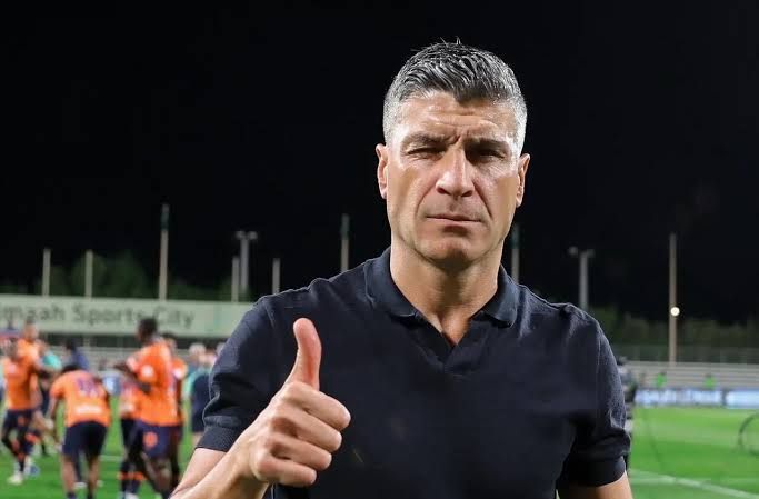 Vasco terá nova cara! Pedro Emanuel surpreende e define mudanças para estreia na Sul-Americana