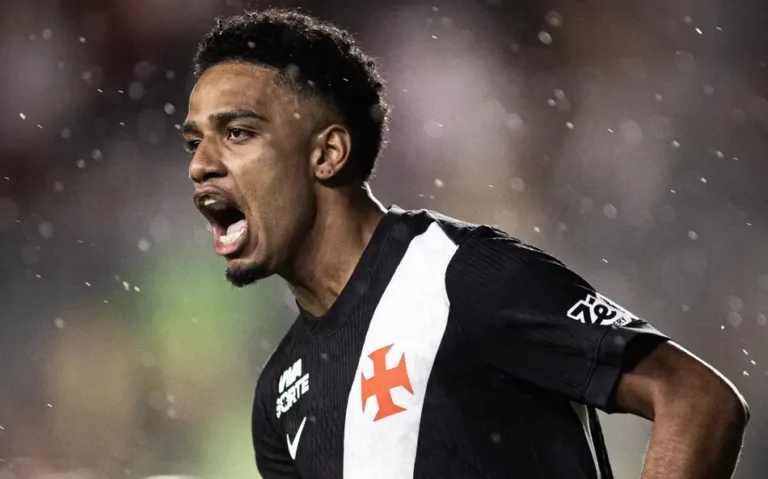 Brenner brilha, Vasco elimina o Fluminense e garante vaga nas quartas de final da Copa do Brasil